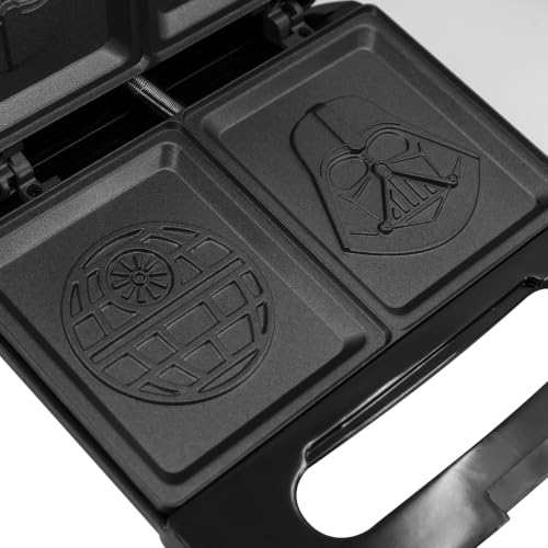 Star Wars Darth Vader and Death Star Grilled Cheese Maker (Star Wars Darth Vader)