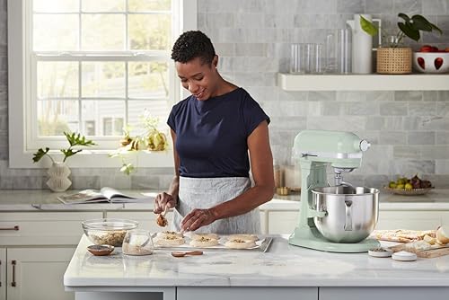 7 Quart Bowl Lift Stand Mixer with Accessories (Pistachio)