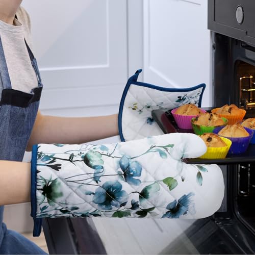 Blue Watercolor Flower Oven Mitts and Pot Holder Set (Blue Watercolor Flower / Oven Mitt x1 & Pot Holder x1)