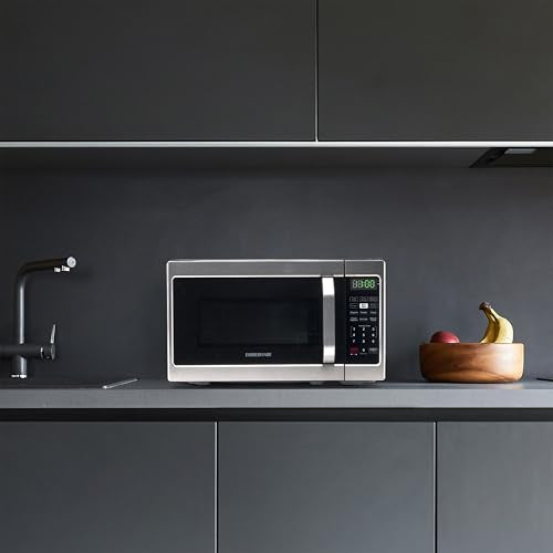 0.7 Cu. Ft. Countertop Microwave Oven (0.7 Cu. Ft. / Stainless Steel)