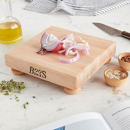 B Series Square Wooden Maple Cutting Board 9”x9” (9"L x 9"W / Maple with Wood Feet)