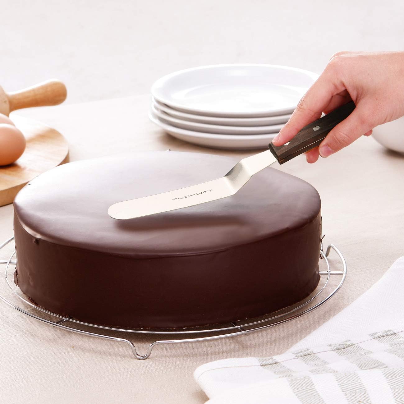 4 PCS Cake Decorating Icing Spatula set with 4, 6, 8 & 10 Inch Stainless Steel Blade, Wood Handle Frosting Spatulas and Cake Stripping Tool