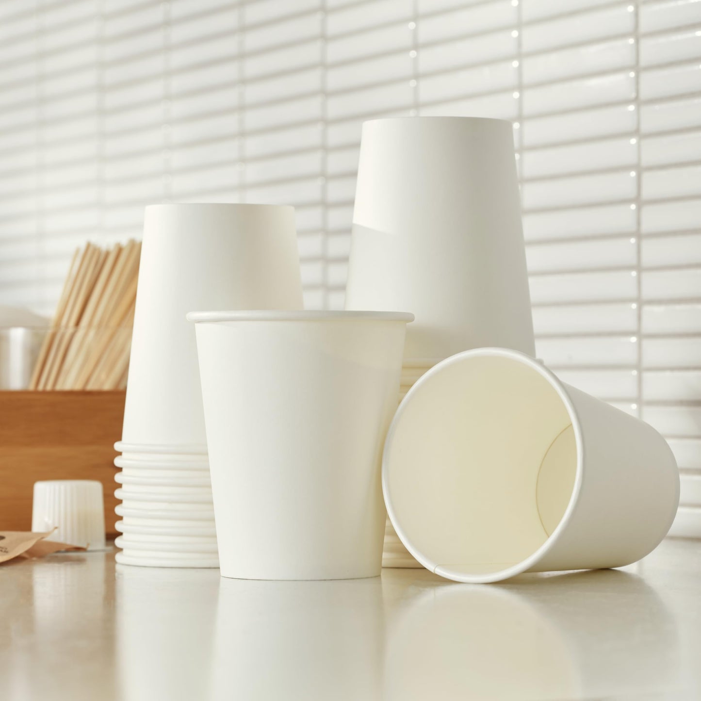 Disposable Paper Cups for Hot and Cold Beverages (8 fl oz / 1000 Count)
