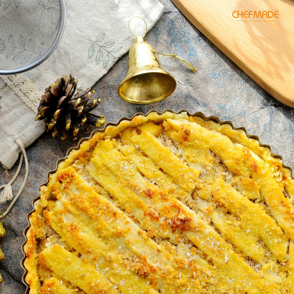 9.5 Inch Round Tart Pan with Removable Loose Bottom (9.5" with Removable Bottom)