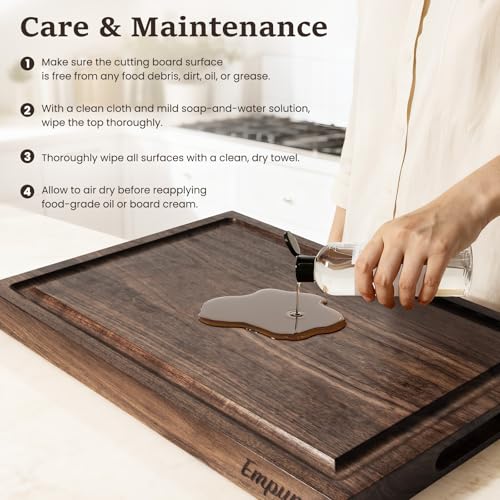 Wooden Walnut Cutting Board with Handle (Black Walnut)