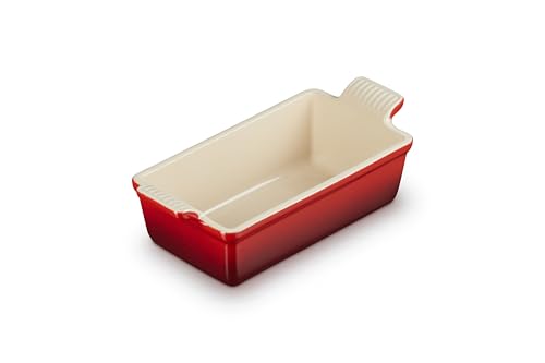 Stoneware Heritage Loaf Pan (Cerise)