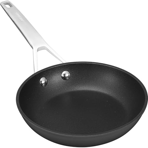 7 Inch Small Nonstick Frying pan (7 Inch)