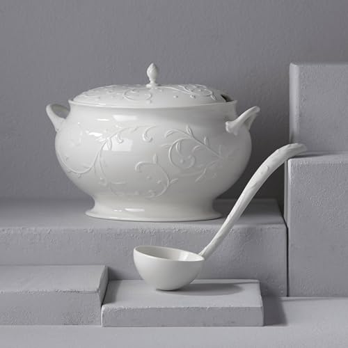 Opal Innocence Carved Covered Soup Tureen with Ladle (6.45 LB / Covered Tureen with Ladle)