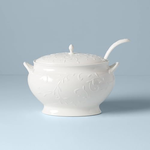 Opal Innocence Carved Covered Soup Tureen with Ladle (6.45 LB / Covered Tureen with Ladle)
