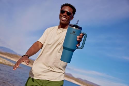 Quencher H2.0 Flow State Tumbler (40 Ounces / Blue Spruce)