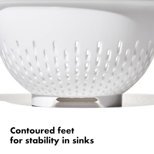 Good Grips Plastic Strainer (3 QT)