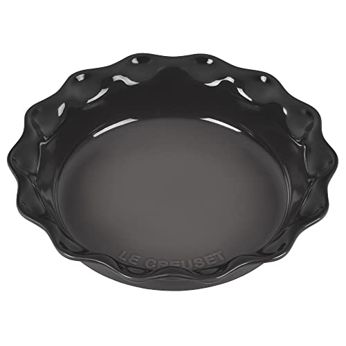 Stoneware Heritage Fluted Pie Dish (Oyster)