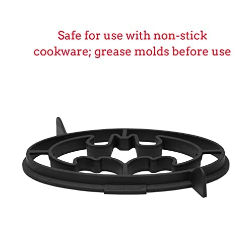 Justice League Silicone Pancake Mold and Shaper (Batman / Free / Pancake Batter Shaper)