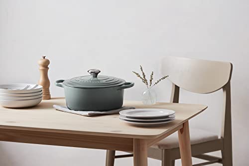 Enameled Cast Iron Round Dutch Oven (Sea Salt / 9 Qt)