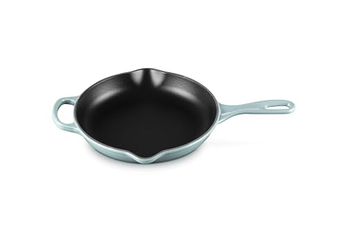 Enameled Cast Iron Signature Round Skillet (9" / Sea Salt)