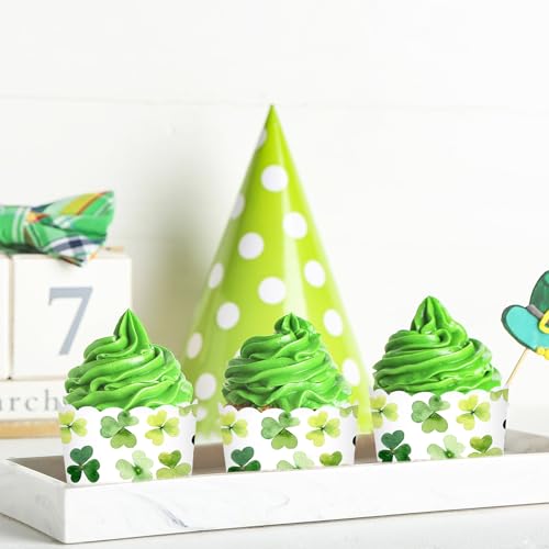 100Pcs St. Patrick's Day Paper Baking Cups Cupcake Wrappers Watercolor Green Shamrock Clover Scalloped Edge Cupcake Muffin Cases for Irish Dessert Decoration (Watercolor Clover)