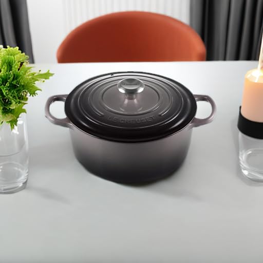 Enameled Cast Iron Round Dutch Oven (Oyster / 7.25 Qt)