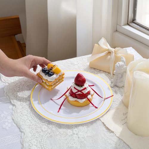 100PCS Gold Plastic Plates (Gold / 100 PCS)