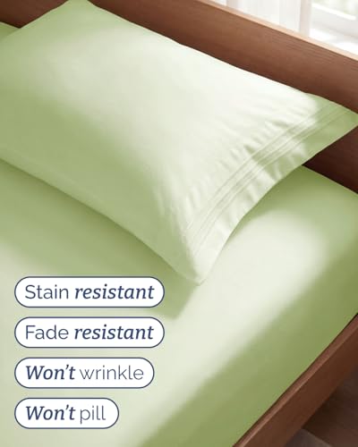 Twin Size 3 Piece Sheet Set (16 - Light Sage Green / Twin)