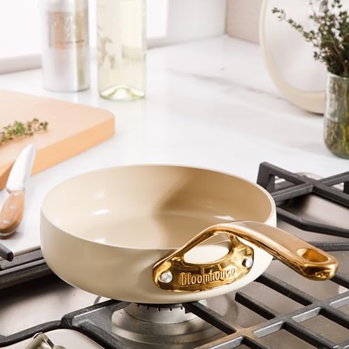 Two Time Oprah's Favorite Things Winner (Almond Cream w/ Gold Handle / Deep Fry Pan (8-Inch))