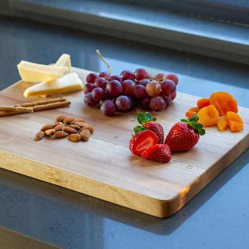 Walnut Wood Cutting Board with Juice Well