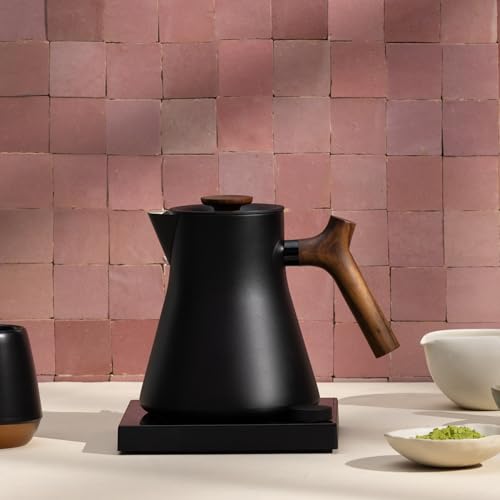 Corvo EKG Pro Studio Gooseneck Electric Kettle (Matte Black with Walnut Handle / Corvo EKG Pro Studio)
