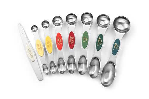 Stainless Steel Magnetic Measuring Spoons Set of 8 (Very Merry / 1-Pack)
