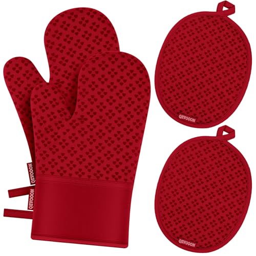 Oven Mitts and Pot Holders 4 Sets (Red)