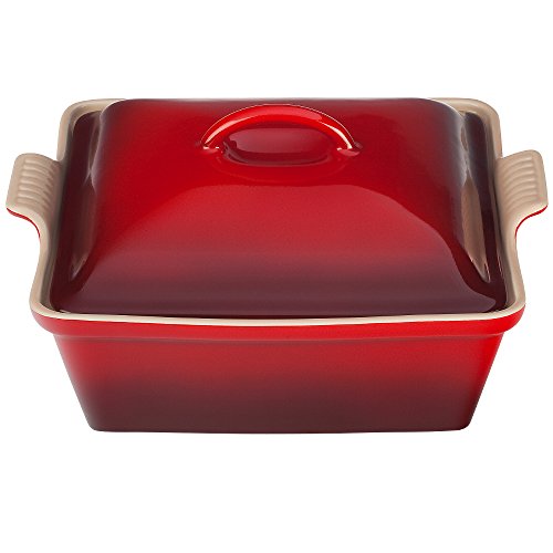 Stoneware Covered Square Casserole (Cerise / 2.5 qt.)