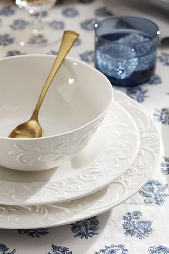Opal Innocence Carved Porcelain 16 (21.55 LB / 16-Piece Place Setting)