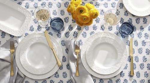 Opal Innocence Carved Porcelain 16 (21.55 LB / 16-Piece Place Setting)