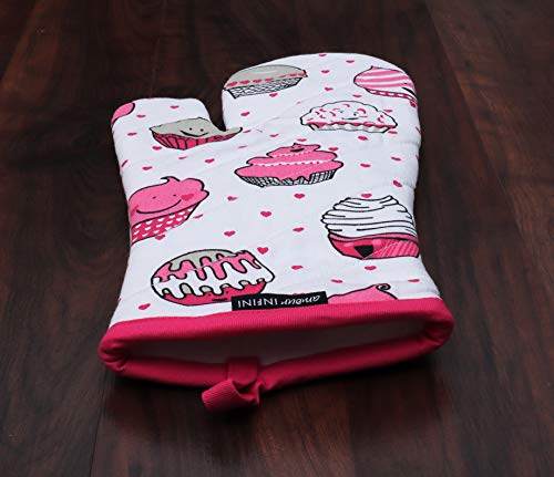 Oven Mitts Set of 1 Quilted Liner with Hanging Loop Non Slip (7x13 inches / Cup Cakes)
