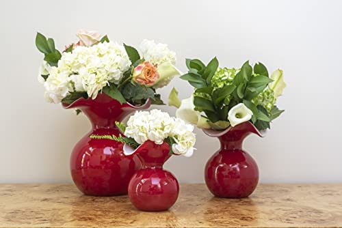 Hibiscus Glass Red Medium Fluted Vase (Medium / Red)
