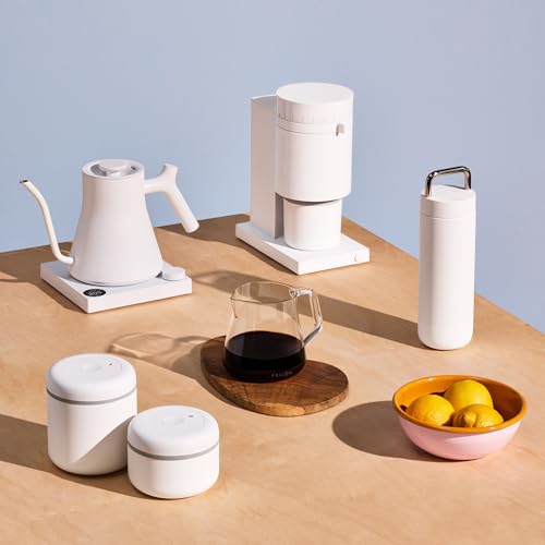 Stagg EKG Pro Gooseneck Electric Kettle (Matte White with Maple Wood Handle / EKG Pro)