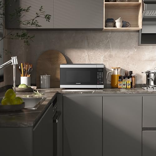 2.2 Cu. Ft. Stainless Steel Microwave Oven (Silver - 2.1 cubic_feet)