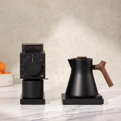 Corvo EKG Pro Studio Gooseneck Electric Kettle (Matte Black with Walnut Handle / Corvo EKG Pro Studio)