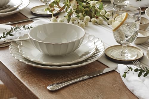 French Perle Scallop White Stoneware 18 (18-Piece Dinnerware Set / White)