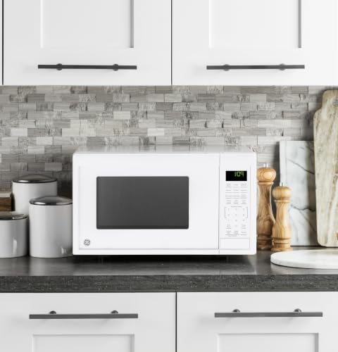 Countertop Microwave Oven (White)
