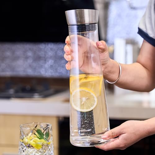 Glass Water Carafe with Lid (40 Ounces)