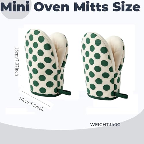 1 Pair Mini Oven Mitts (Dotgreen)