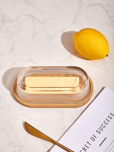 butter dish with lid (7.1"L x 3.6"W x 2.3"H - Bamboo)