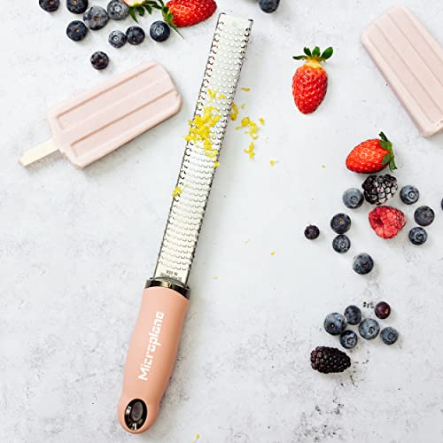Zester Grater in Dusty Rose for Citrus Fruits (2.5397 Ounce)