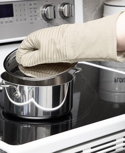Silicone Oven Mitts (Almond / 2 Pack)