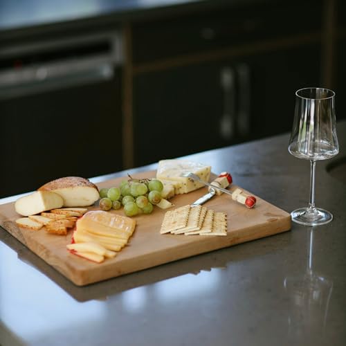 Walnut Wood Cutting Board with Juice Well