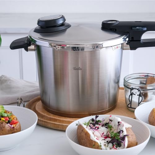 Vitavit Premium Pressure Cooker with Steamer Insert (6.3 Quarts / Silver)