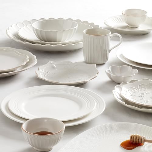 French Perle Scallop White Stoneware 4 (4-Piece Place Setting White / White)