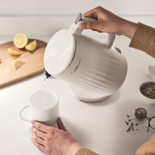 Electric Kettle (Truffle / 1.1 Quarts)