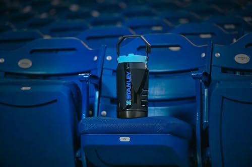 IceFlow Flip Straw 2.0 Jug (Caitlin Clark Blacktop / 64 Ounces)