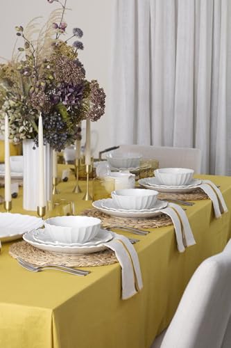 French Perle Scallop White Dinnerware Set with Accent Plates (12-Piece Dinnerware Set / White)