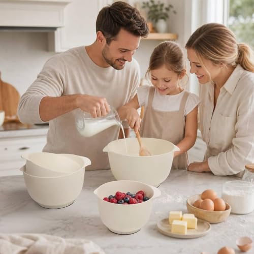 4.5 Quart Large Plastic Mixing Bowls set with Pour Spout (Beige)